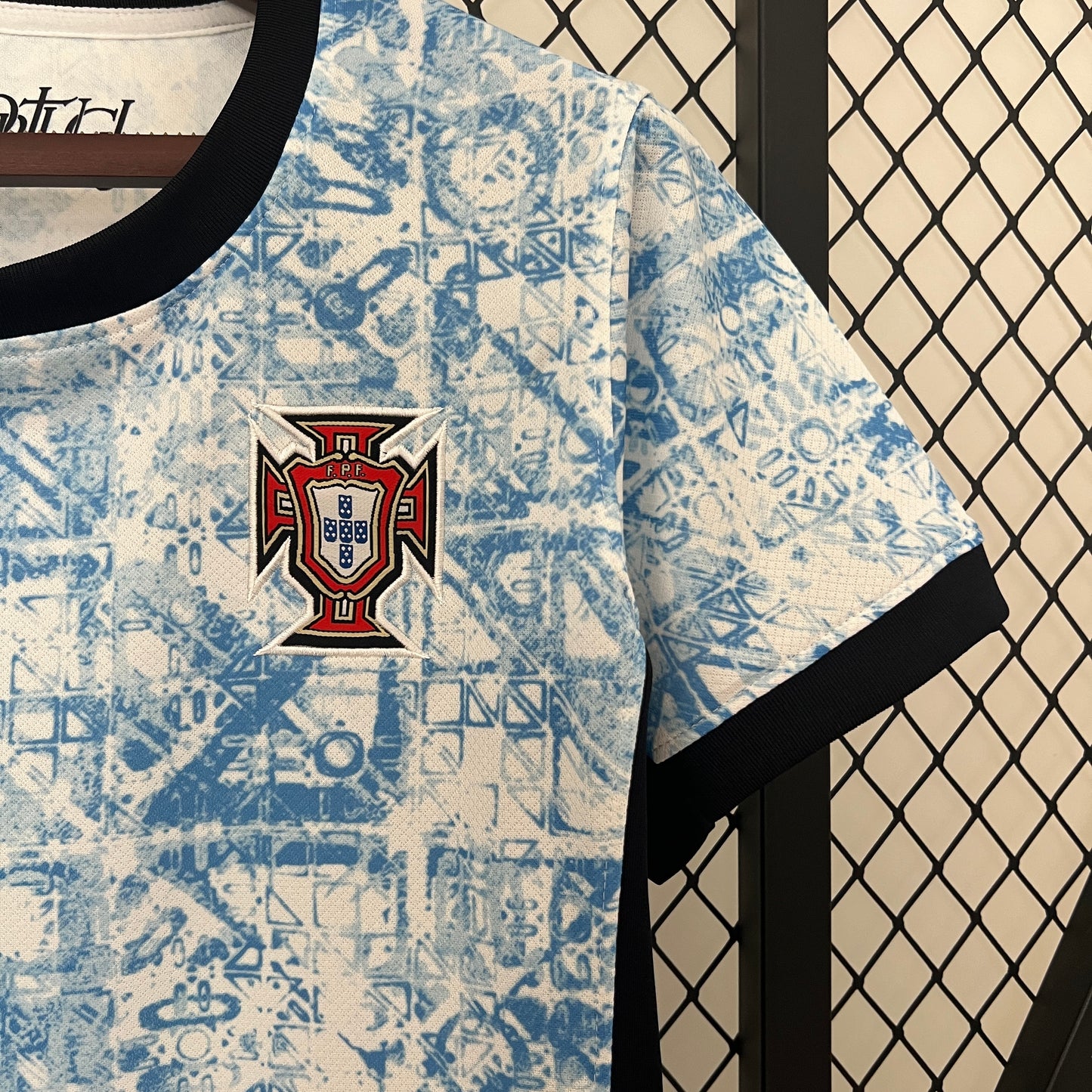 Camisola Portugal Away 24 - Feminina